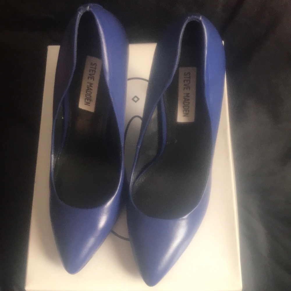 Steve Madden pumps